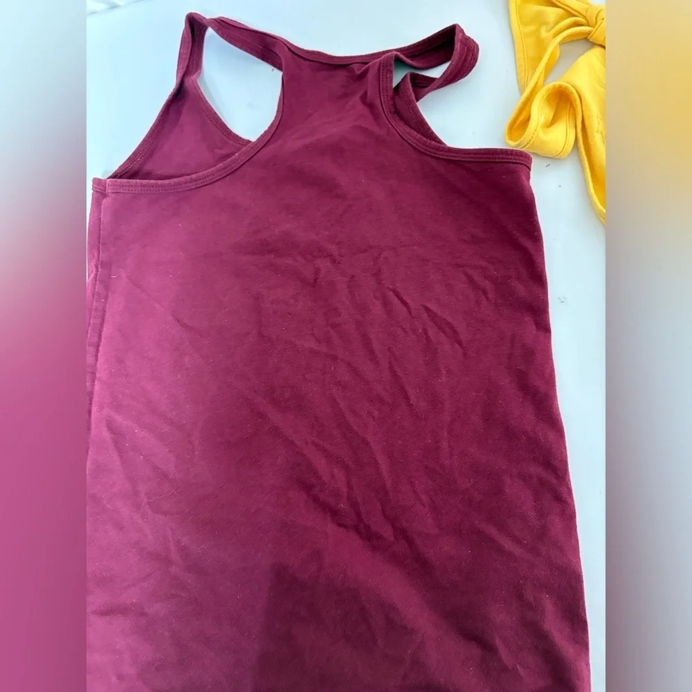 OLD NAVY tank top Bundle of 2 Size-L